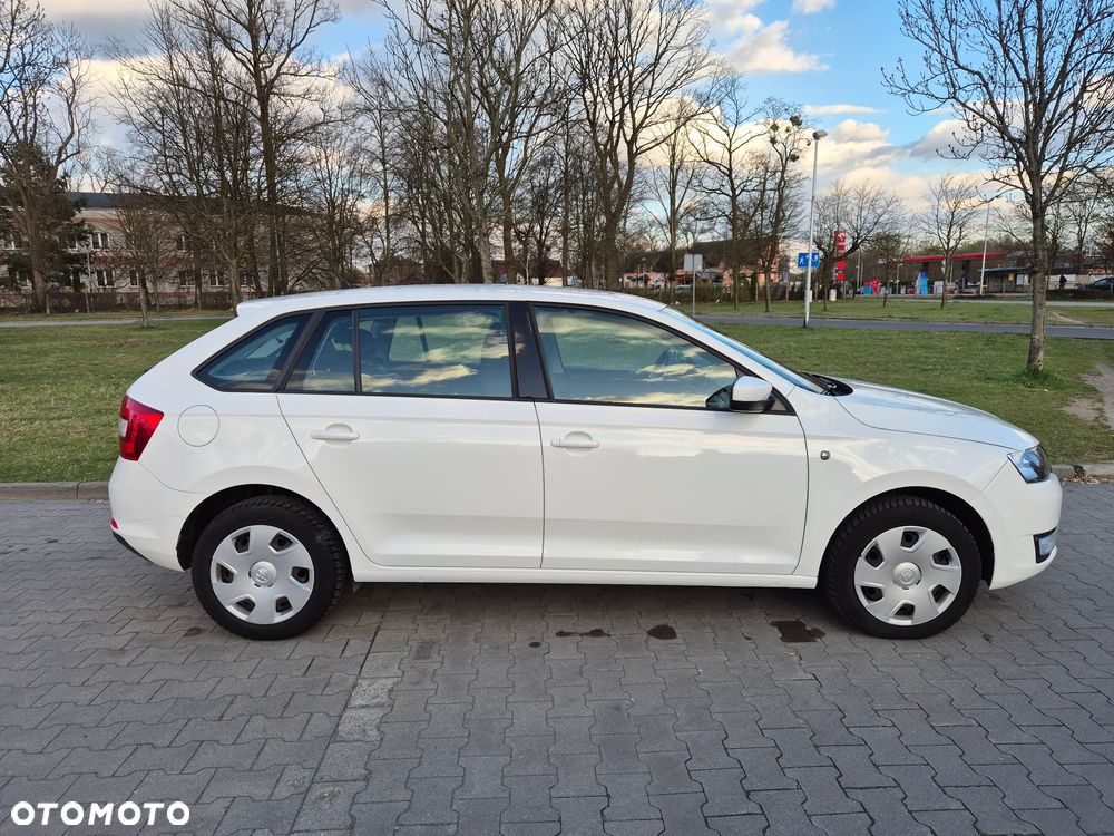 Skoda RAPID 1.6 TDI DPF Ambition Max - 4