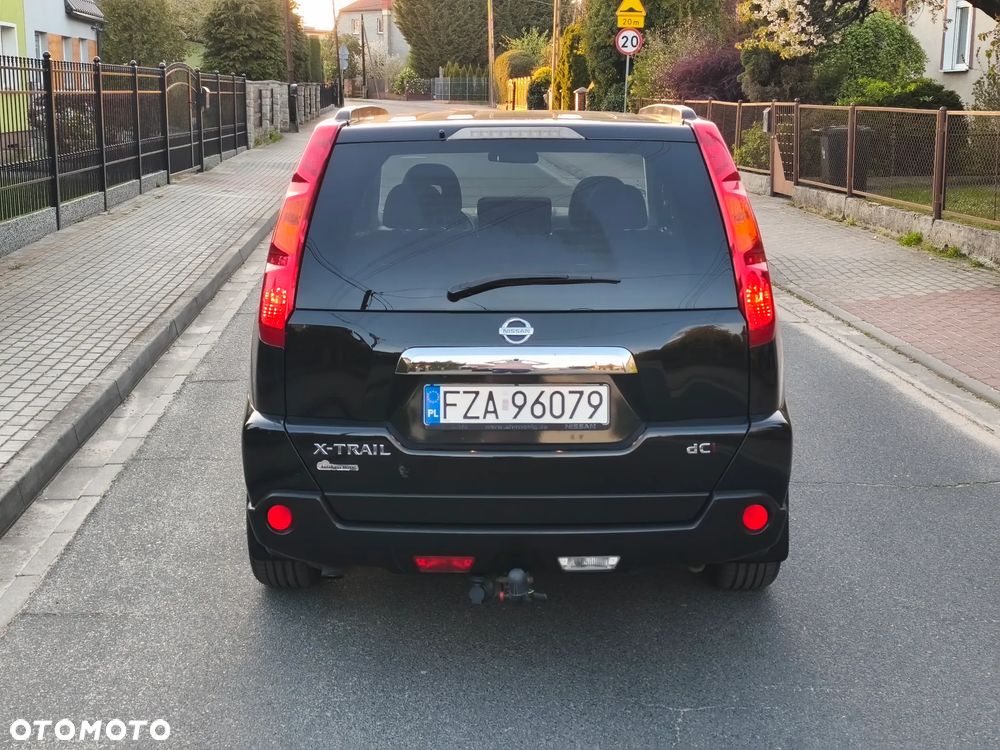 Nissan X-Trail 2.0 dCi 4x4 DPF Platinum - 13
