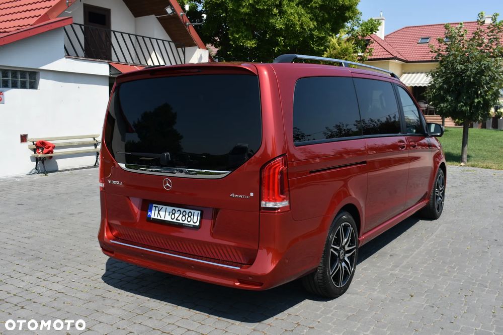 Mercedes-Benz Klasa V - 9