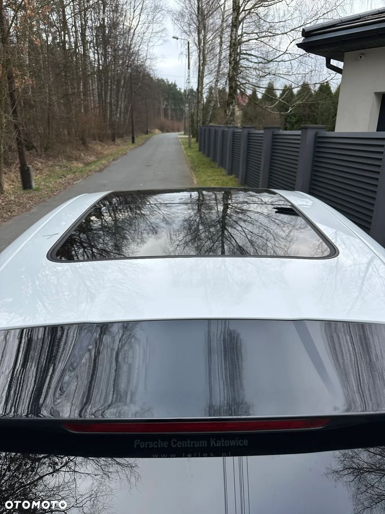 Porsche Macan Turbo - 4