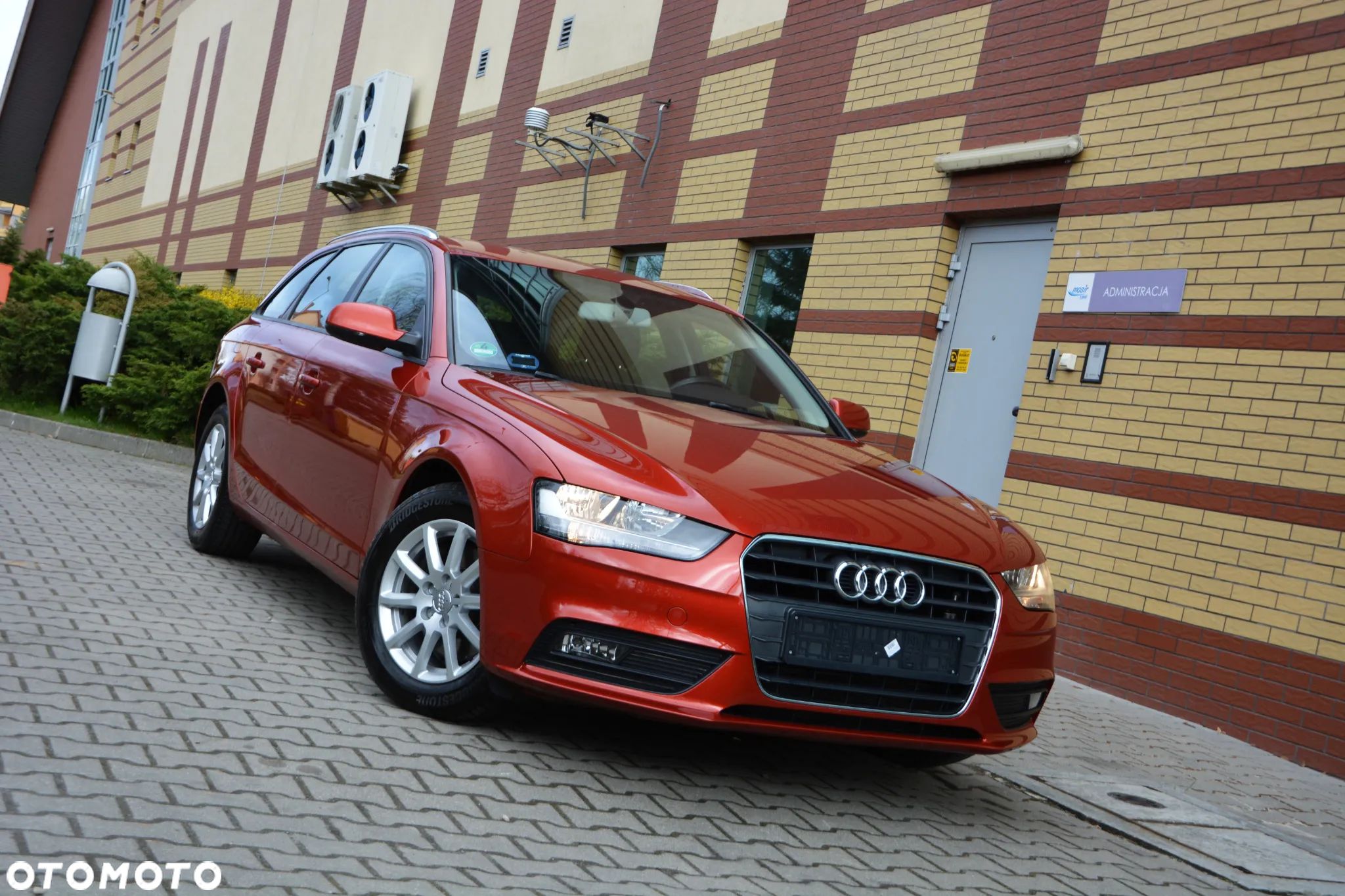 Audi A4 Avant - 1