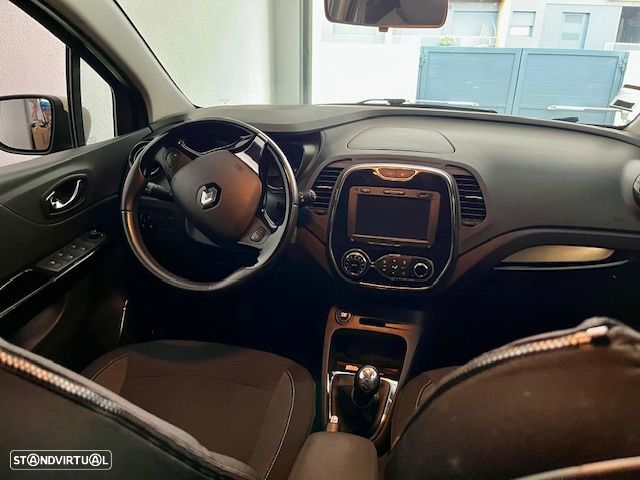 Renault Captur 1.5 dCi Exclusive - 6