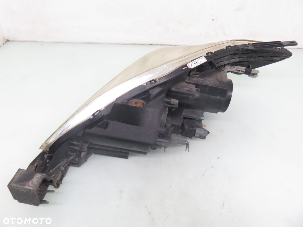 LAMPA PRAWA PRZEDNIA MAZDA 5 (CR19) LIFT XENON W3T15671 - 8