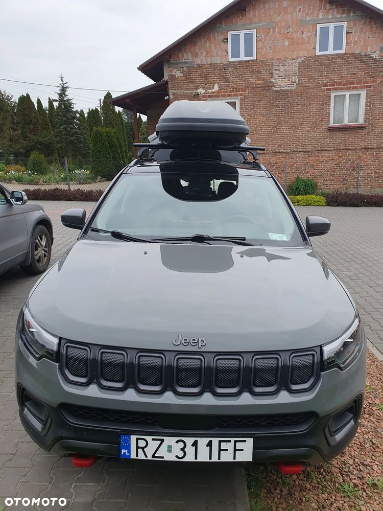 Jeep Compass - 1