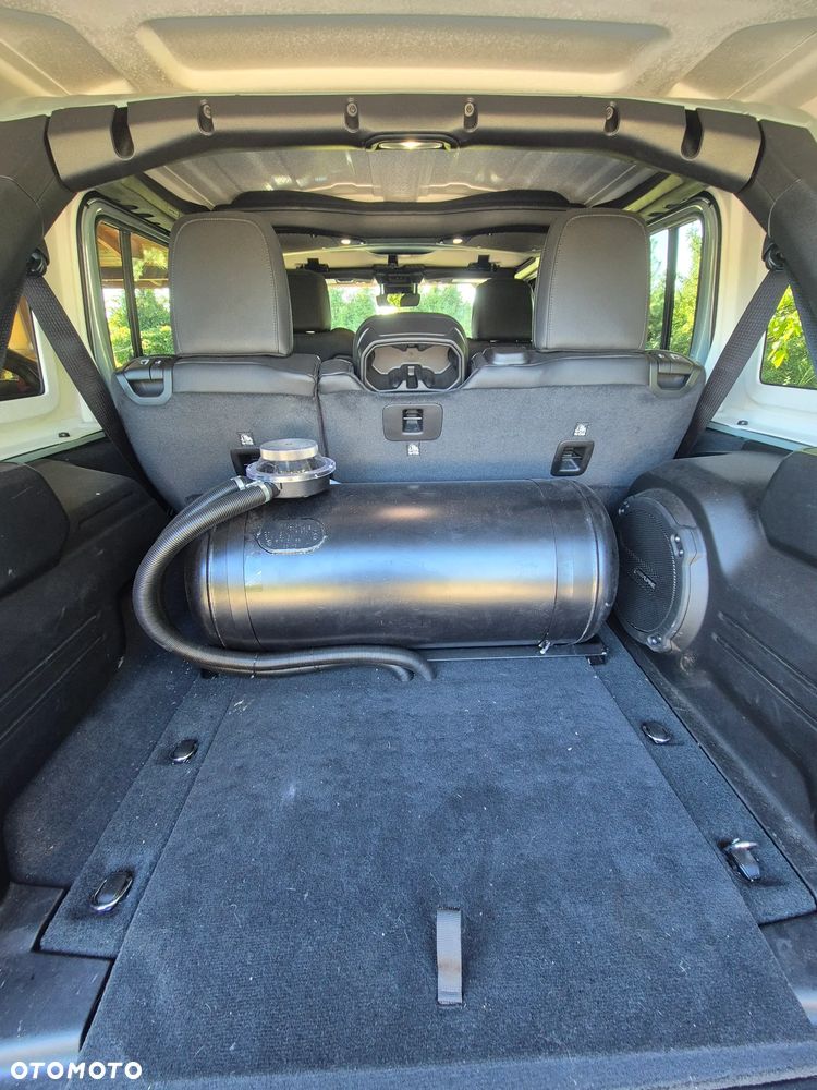 Jeep Wrangler - 29