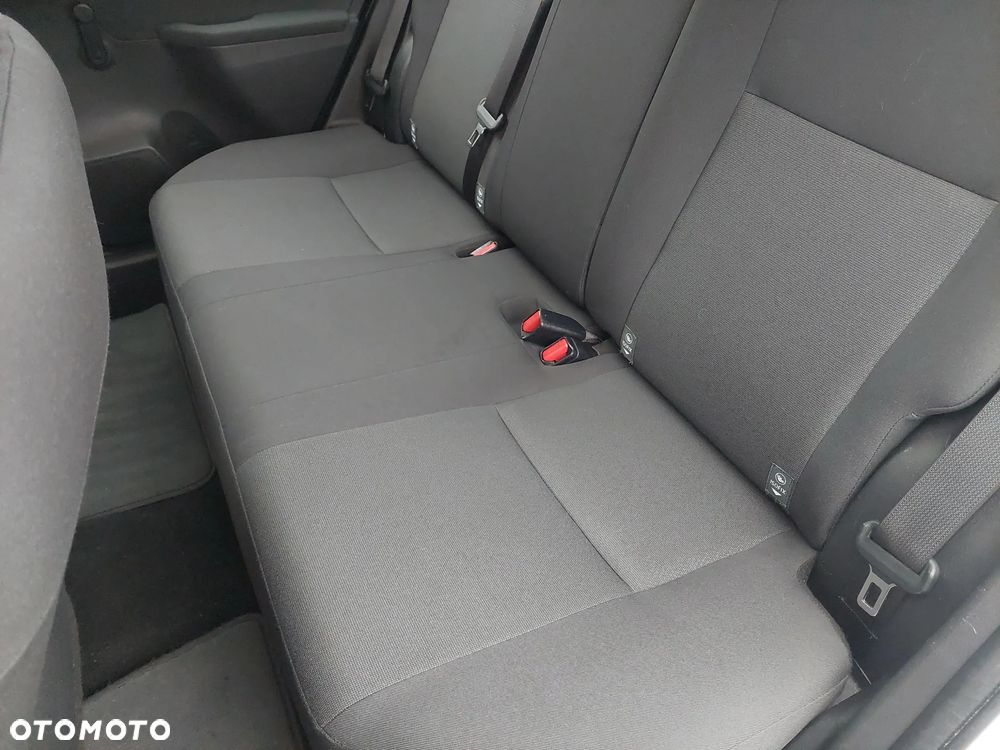 Toyota Auris 1.6 Active - 16