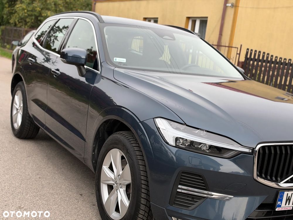 Volvo XC 60 B4 B Momentum Pro - 37