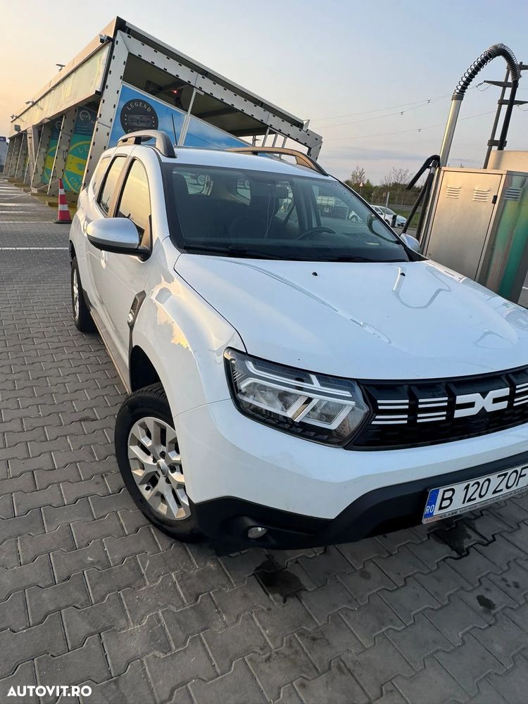 Dacia Duster TCe 90 Essential - 1