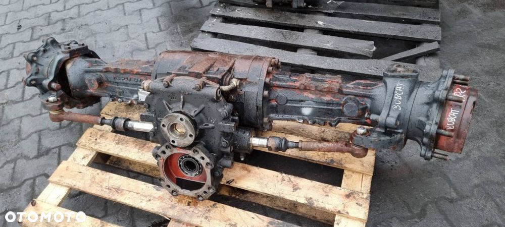 MOST PRZÓD ŁADOWARKA BOBCAT T2556 26.16M - 5