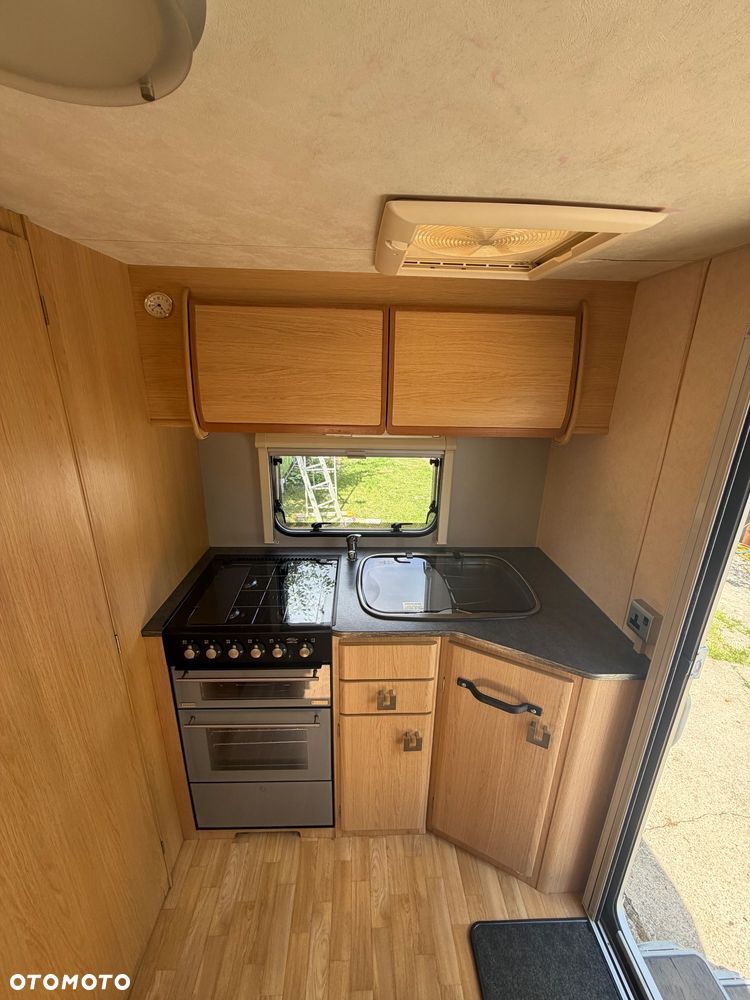 Coachman Amara 380/2 - 22