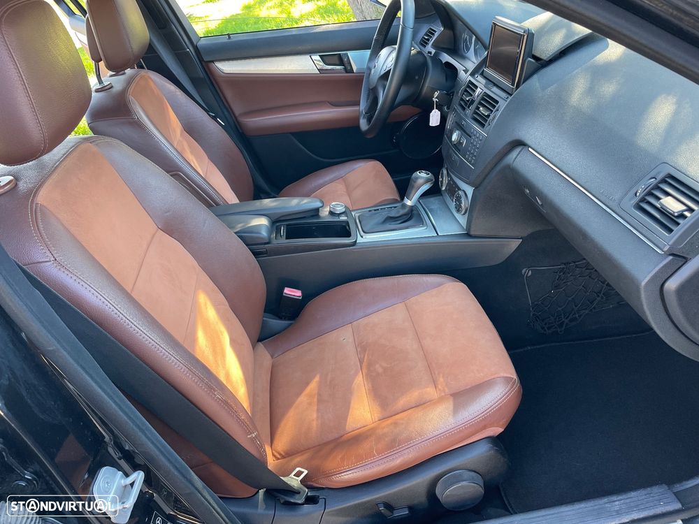 Mercedes-Benz C 300 - 22