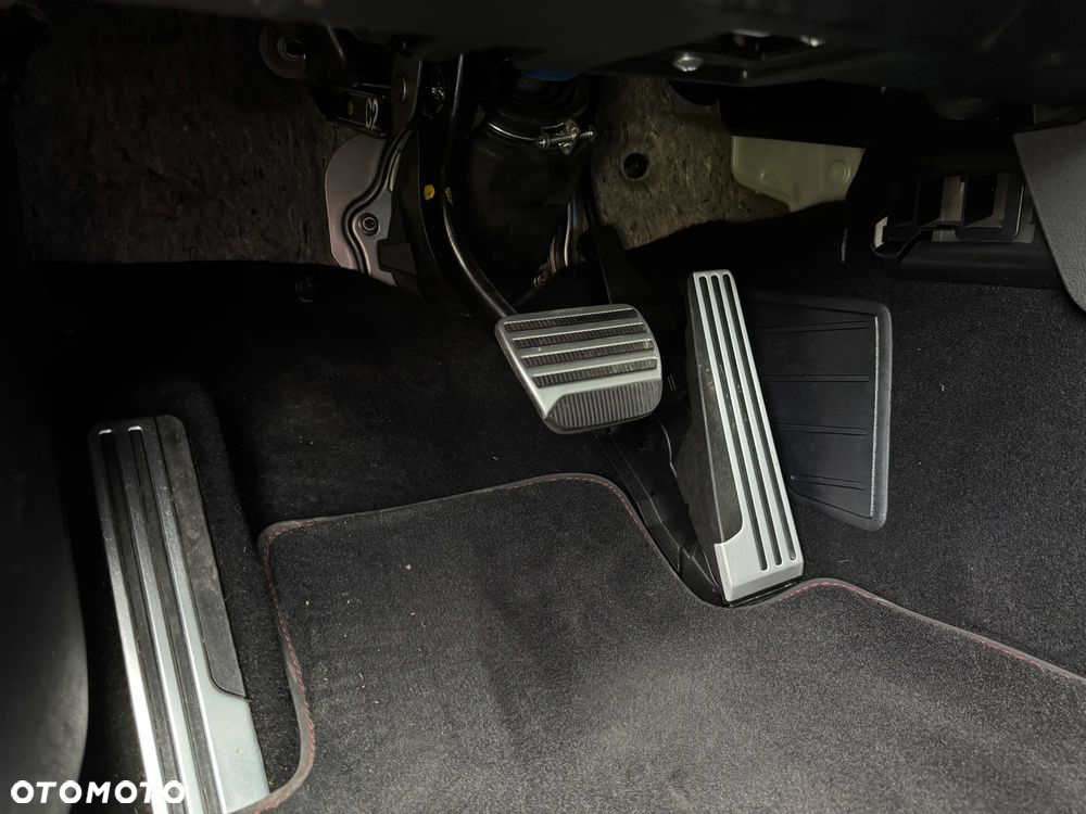 Nissan 370 Z 3.7 V6 Premium - 35