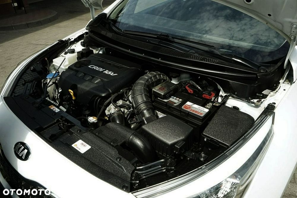 Kia Ceed - 12