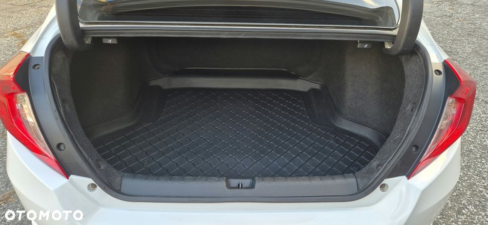 Honda Civic - 9