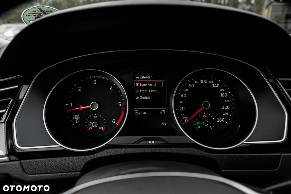 Volkswagen Passat Alltrack 2.0 TDI SCR 4Motion DSG (BMT) - 30