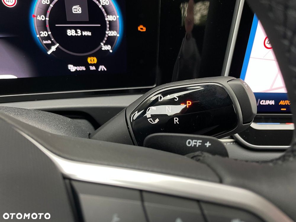 Volkswagen Tiguan - 20