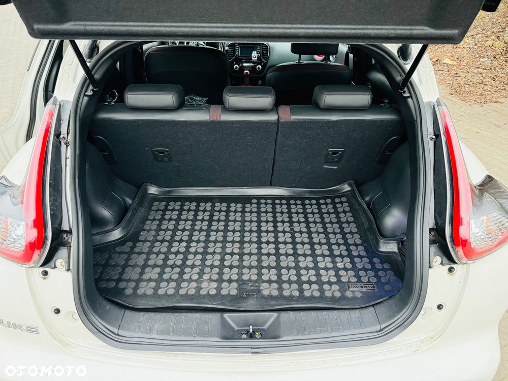Nissan Juke 1.6 DIG-T N-Connecta 4WD Xtronic EU6 - 21