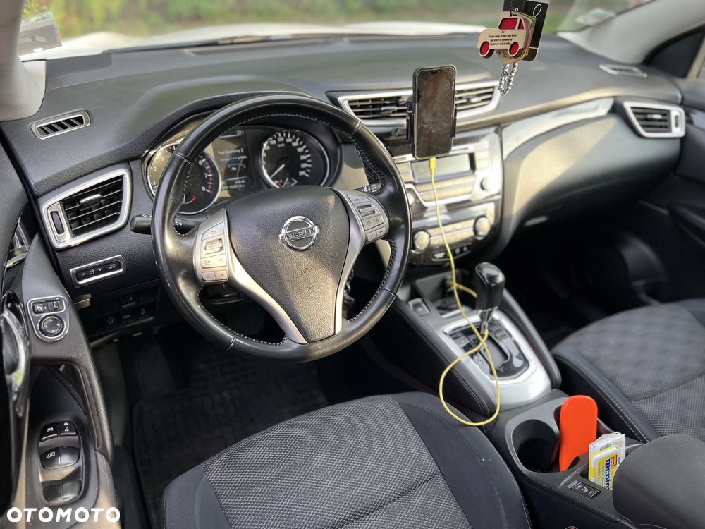 Nissan Qashqai - 6