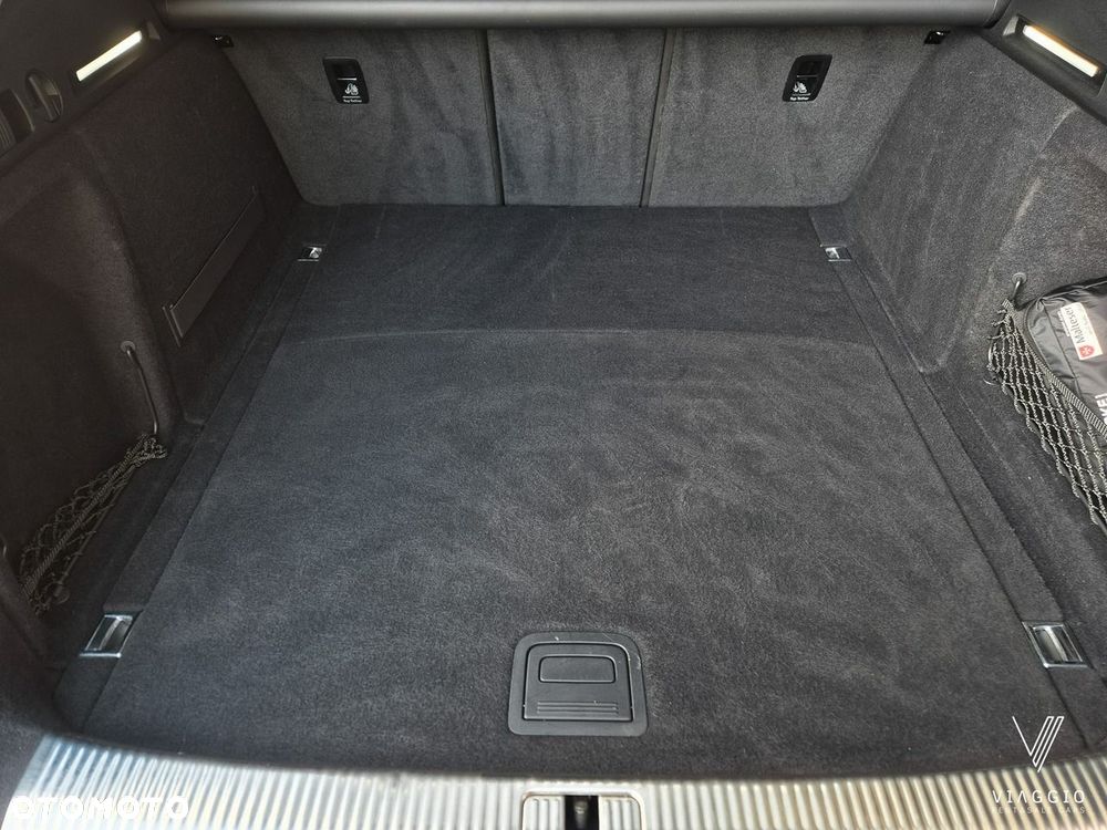 Audi A4 Avant 2.0 TDI design - 33