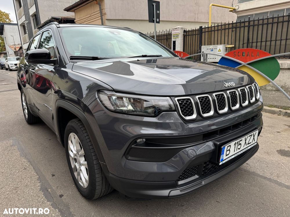 Jeep Compass - 1