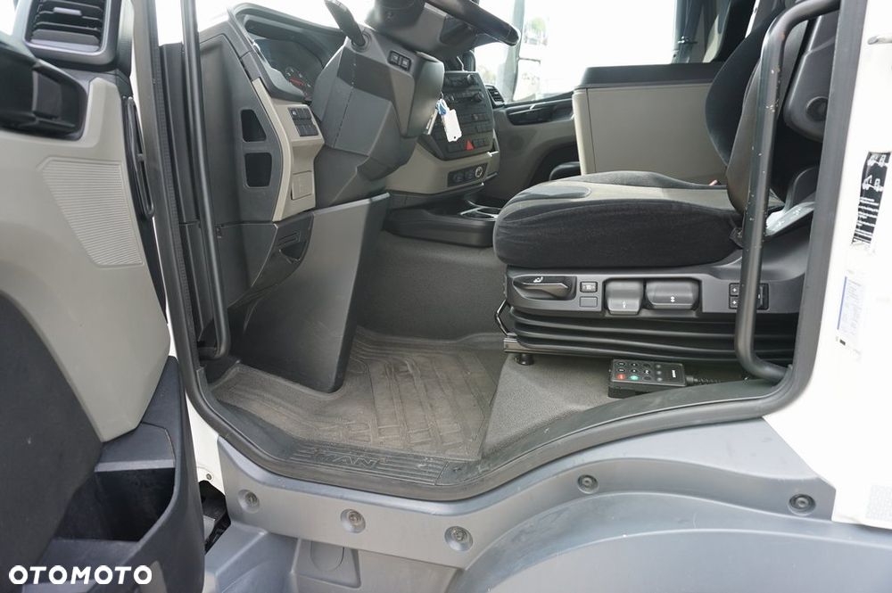 MAN TGL 12.250 4x2 BL CHŁODNIA THERMO KING NAVI * 125 000 KM * - 10