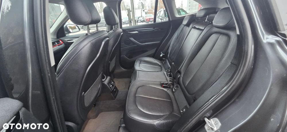 BMW X1 sDrive18d M Sport - 33