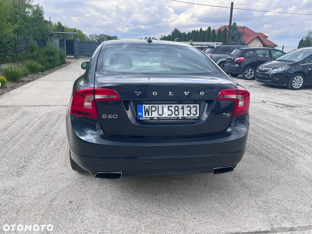 Volvo S60 - 2