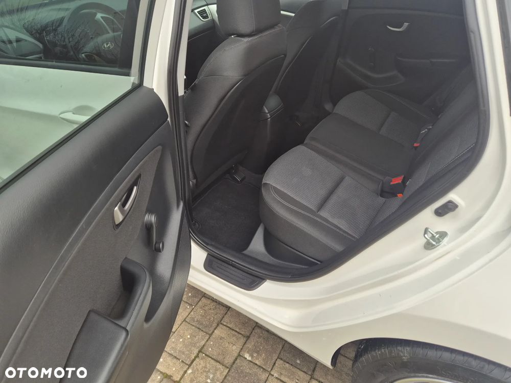Hyundai i30 1.4 Comfort - 10