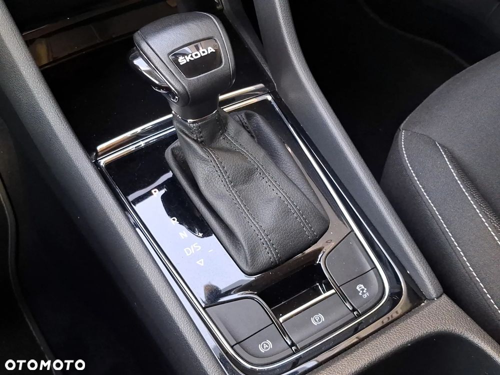 Skoda Karoq 1.5 TSI ACT GPF 4x2 Style DSG - 26