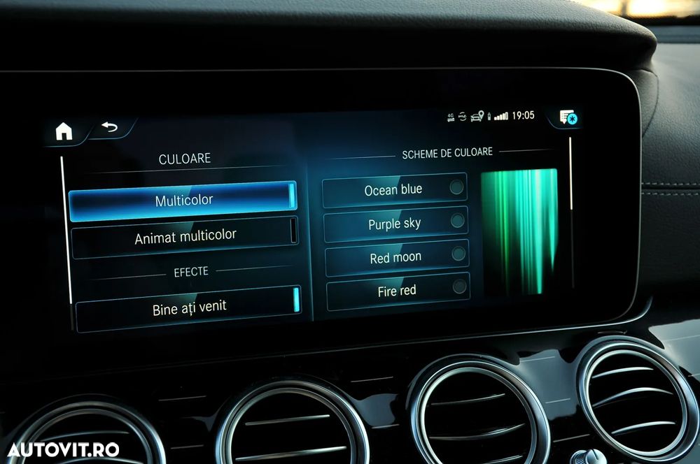 Mercedes-Benz E 300 9G-TRONIC AMG Line - 26