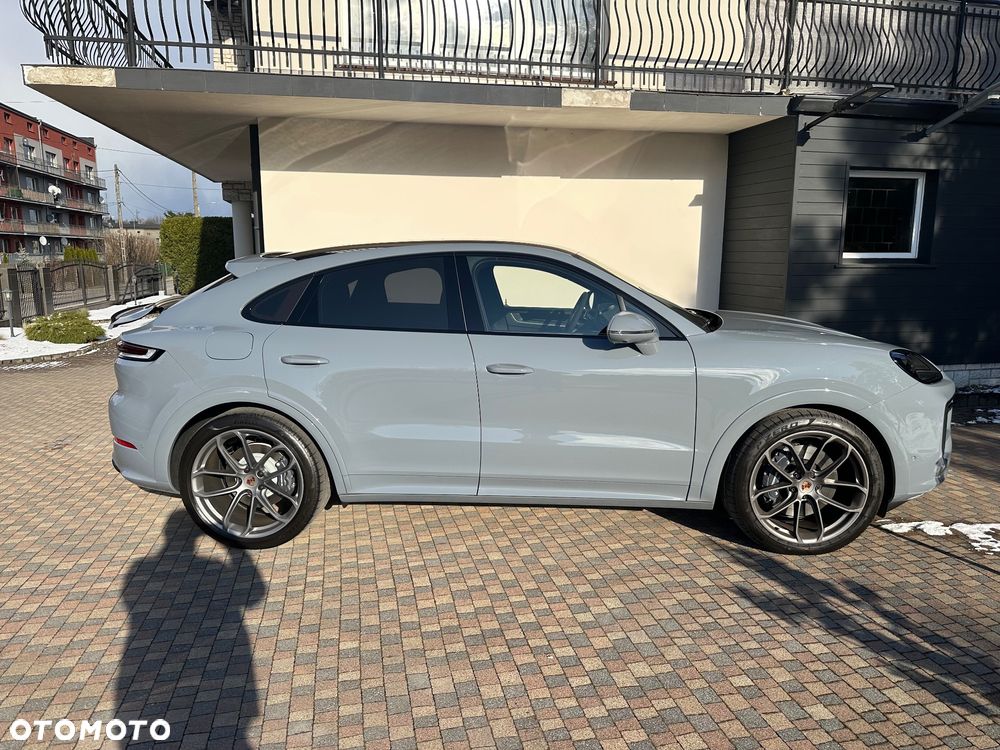 Porsche Cayenne Standard - 11