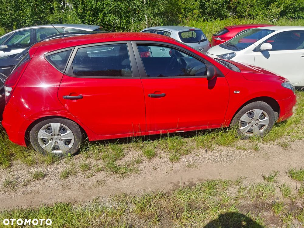 Hyundai i30 1.4 Blue Classic - 2