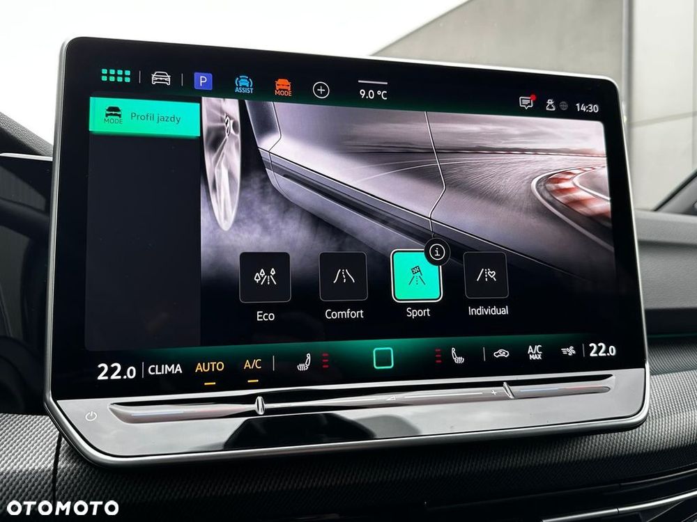 Volkswagen Golf 1.5 eTSI OPF DSG R-Line - 19