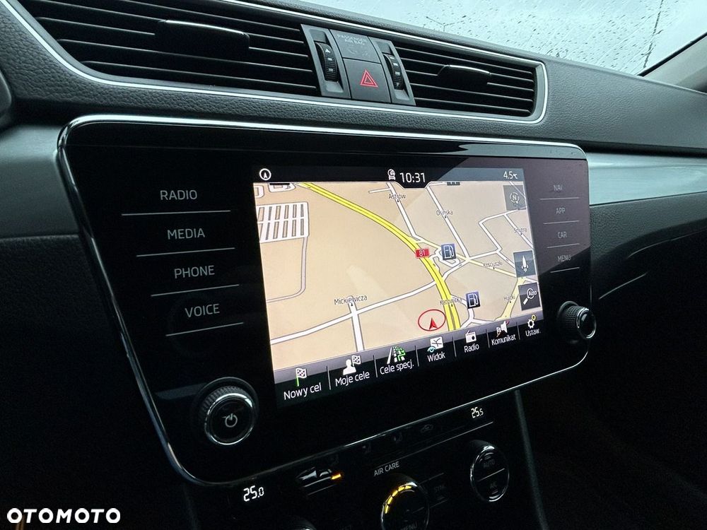 Skoda Superb 2.0 TDI Ambition DSG7 - 19