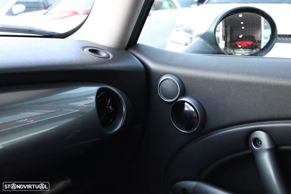 MINI 3 Portas One 1.4 D - 13
