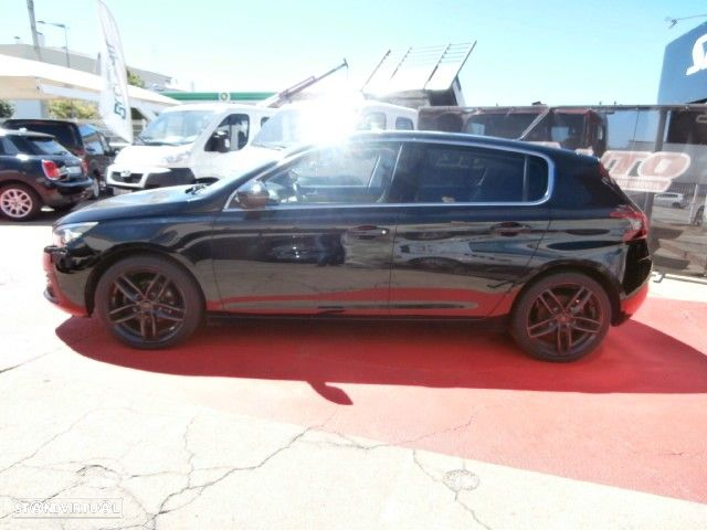 Peugeot 308 BlueHDi 130 Black Edition - 8