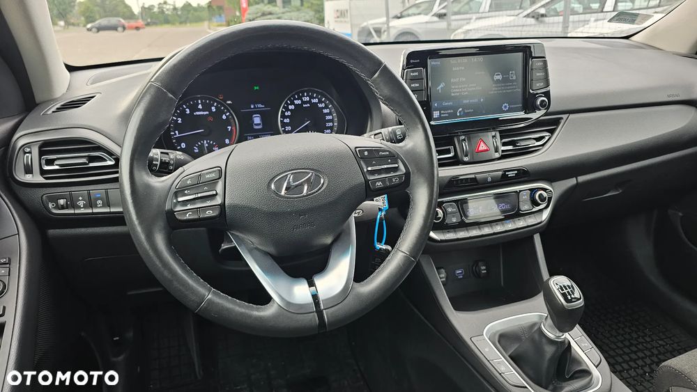 Hyundai i30 1.5 DPI Smart - 8