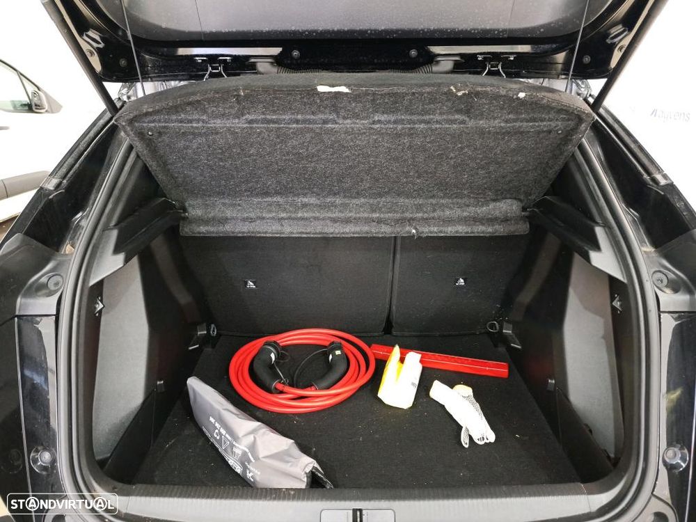 Peugeot e-2008 54 kWh Active - 13