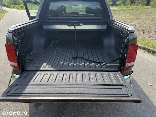 Volkswagen Amarok 3.0 V6 TDI 4Mot Aventura - 9
