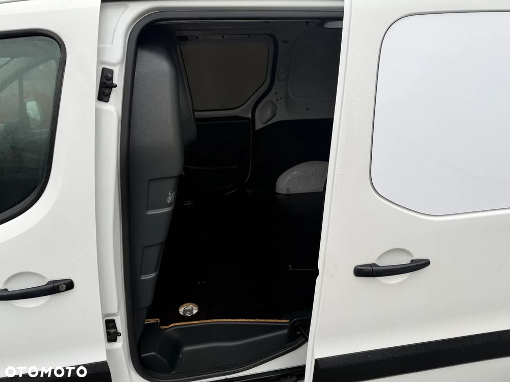 Citroën BERLINGO - 9