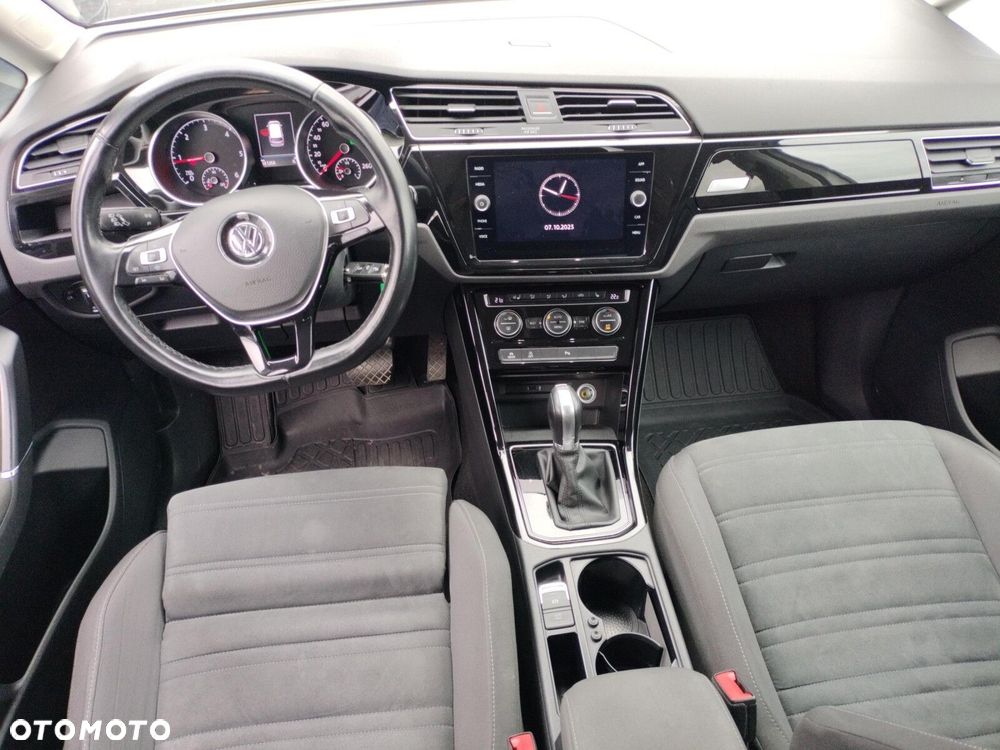 Volkswagen Touran 2.0 TDI BMT Highline DSG - 10