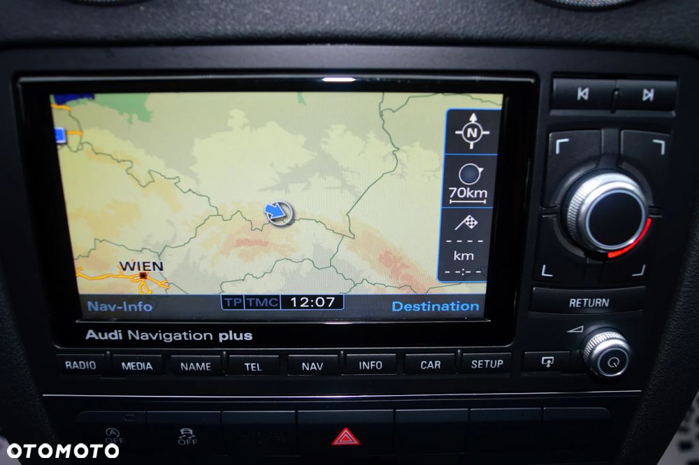 Audi A3 Sportback 2.0 TDI DPF quattro S line Sportpaket - 23