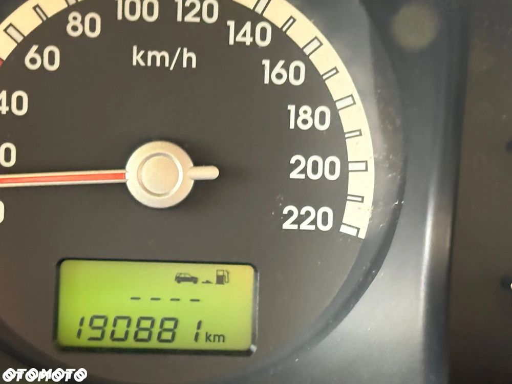Kia Sportage 2.0 CRDI 4WD Cup - 24