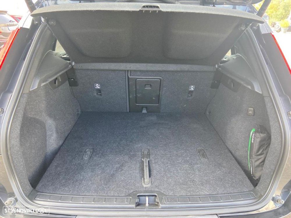 Volvo XC 40 1.5 T2 Core - 13