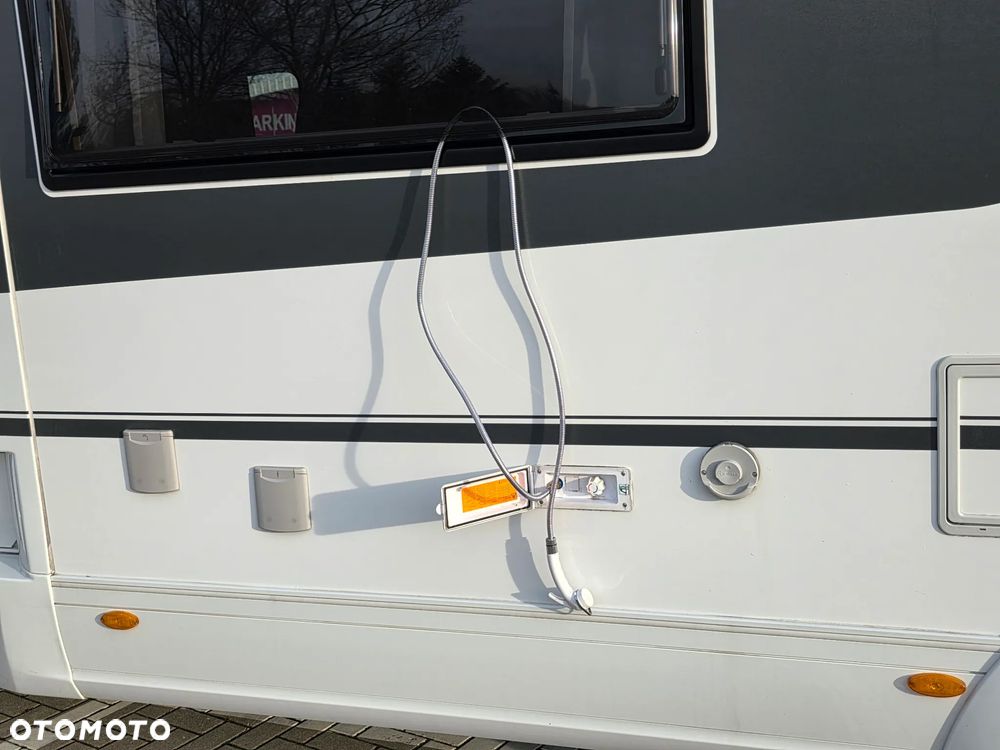Adria Coral XL Axess 600 DP - 5