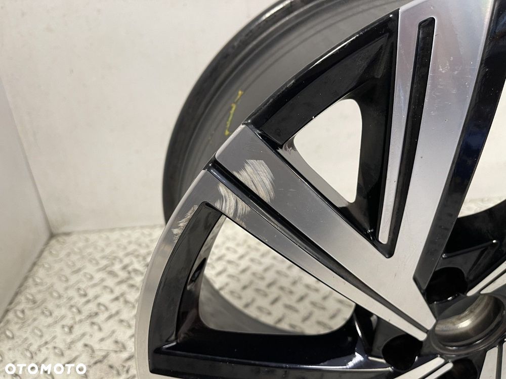 FELGA ALUMINIOWA VW GOLF VIII 8 GTI GTD R-LINE 7.5J  X  18 ET51 5X112 ALUFELGA 5H0601025AE - 5
