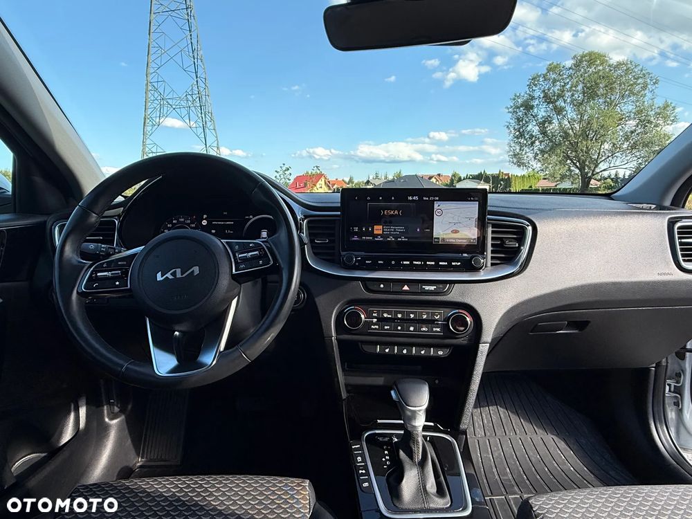 Kia XCeed 1.5 T-GDI Business Line DCT - 12