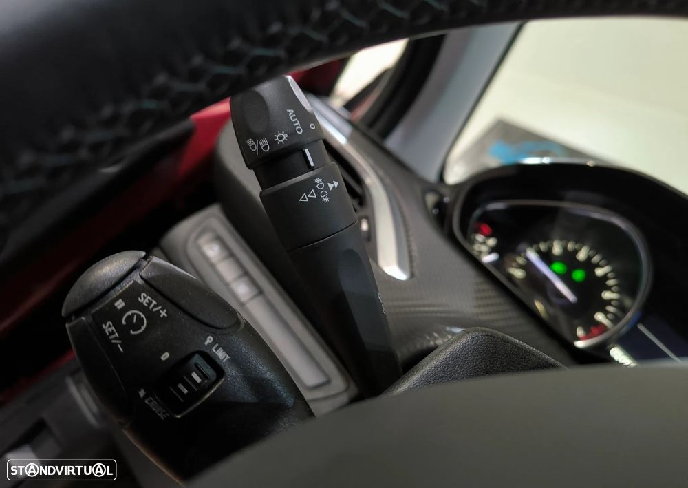 Peugeot 2008 PureTech 110 Stop&Start EAT6 Crossway - 20