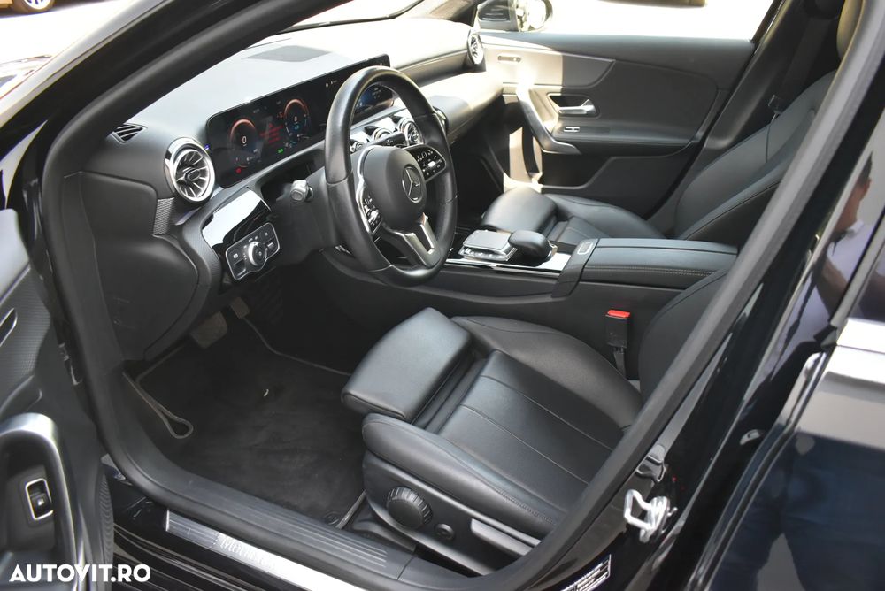 Mercedes-Benz A - 10