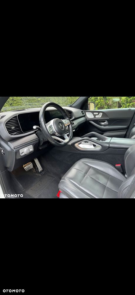 Mercedes-Benz GLS - 23